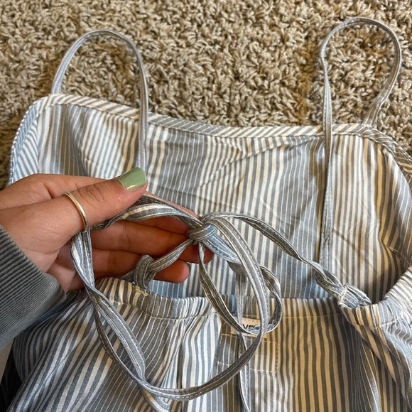 RVCA Top - Picture 3 of 4